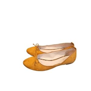 Zara Trafaluk Brown Slip-On Flats. Size 39‎